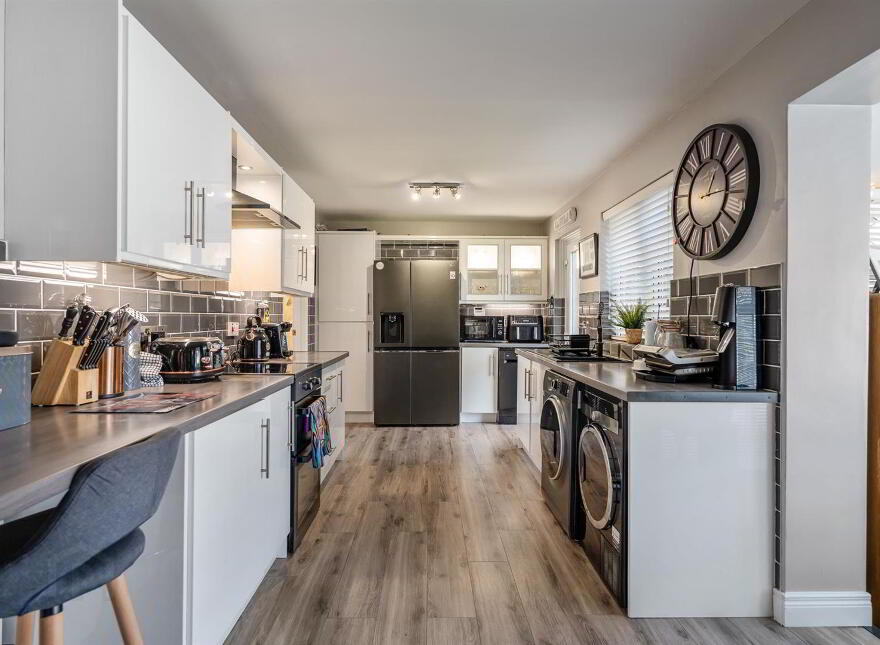 10 Cloverhill Court, Bangor, BT19 6QX