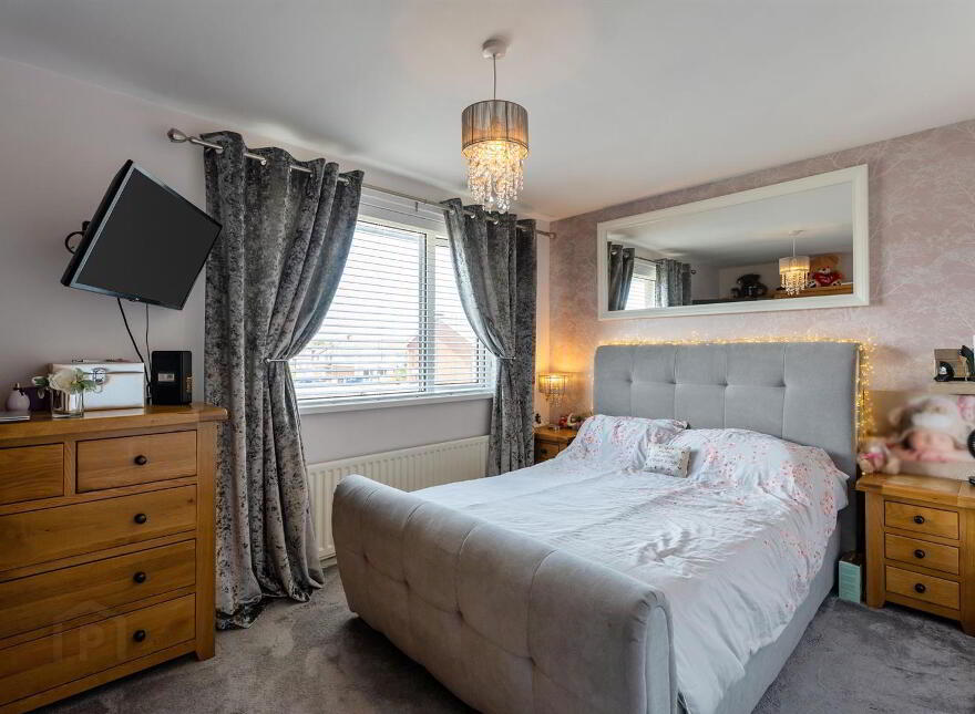 10 Cloverhill Court, Bangor, BT19 6QX