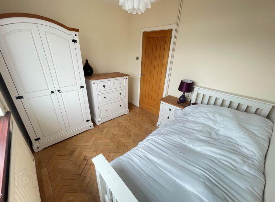 356 Cregagh Road, Castlereagh, Belfast, BT6 9EY