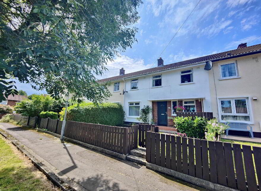 15 Waveney Avenue, Belfast, BT15 4FR photo