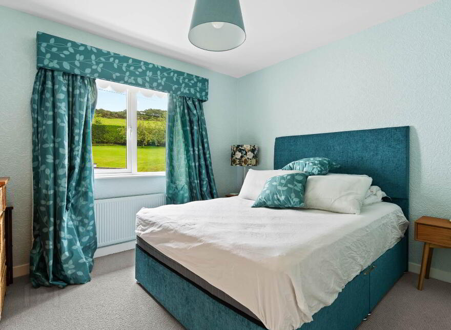 Glenkeen, Milford, F92C8K8