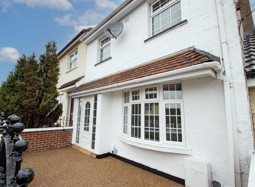 111 Monagh Road, Belfast, BT11 8EG