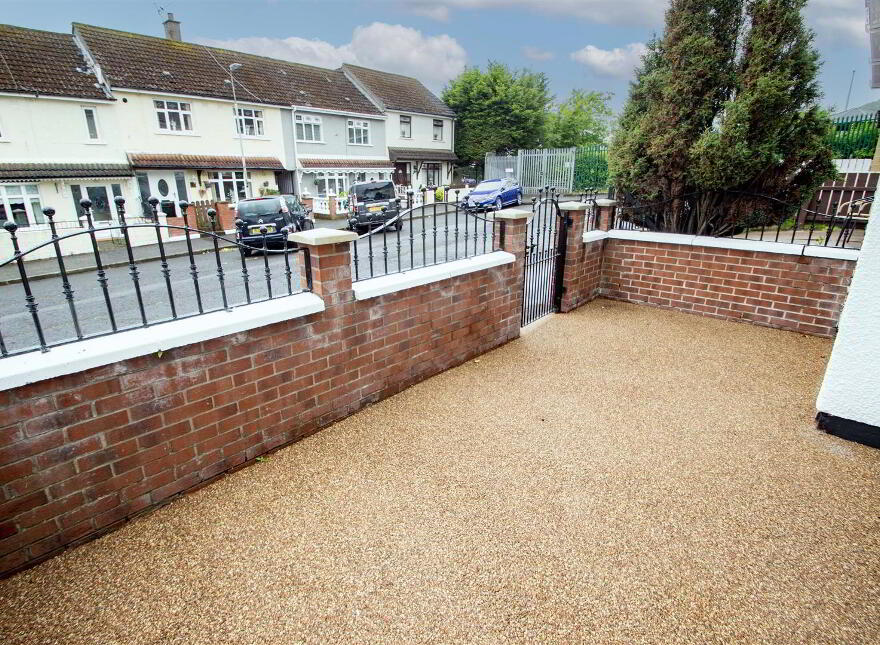 111 Monagh Road, Belfast, BT11 8EG