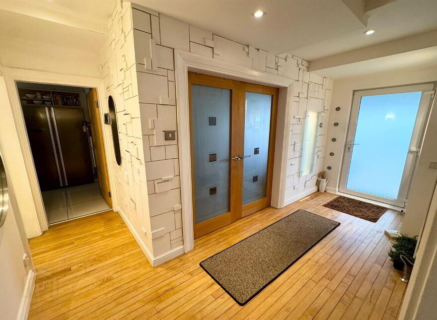 8 Thorburn Road, Serpentine Road, Newtownabbey, BT36 7HZ