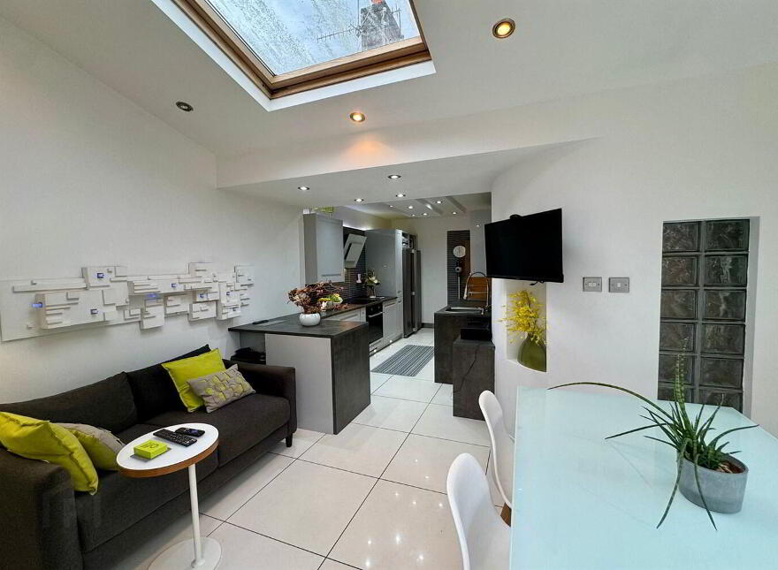 8 Thorburn Road, Serpentine Road, Newtownabbey, BT36 7HZ