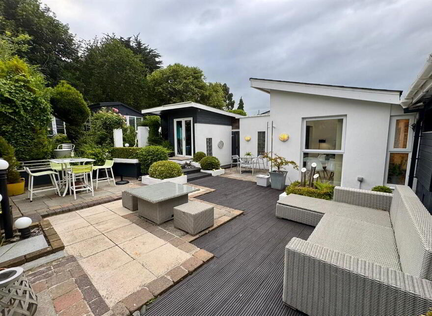 8 Thorburn Road, Serpentine Road, Newtownabbey, BT36 7HZ