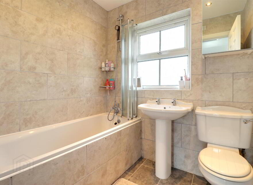 37 Hawthorn Crescent, Ballyhalbert, Newtownards, BT22 1TF
