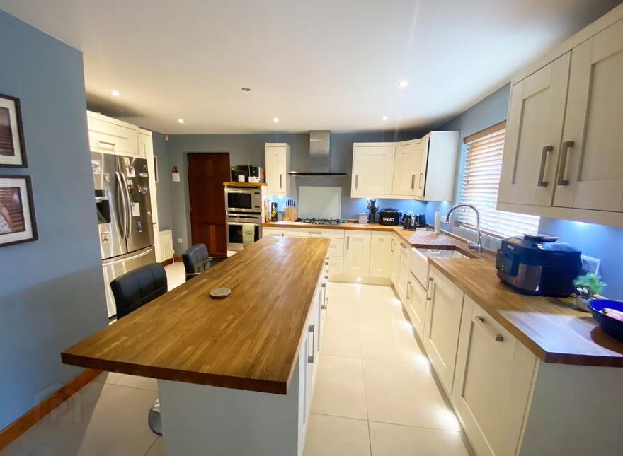 17 Milfort Crescent, Waringstown, BT66 7XA