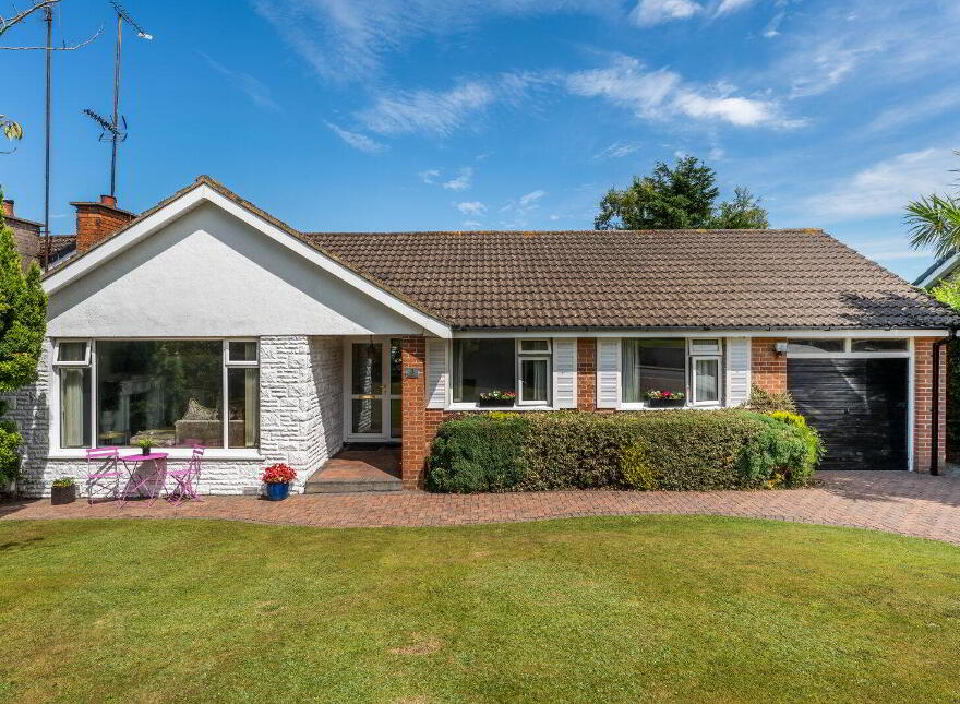 3 Windermere Drive, Bangor, BT20 4QF photo