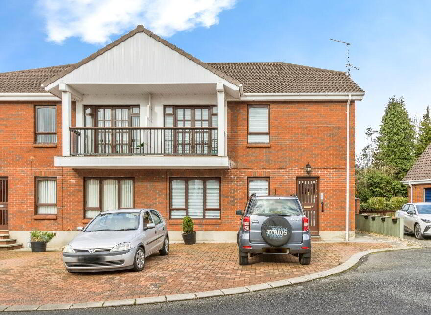 7 Benavon Court, Lisburn, BT28 3AS photo