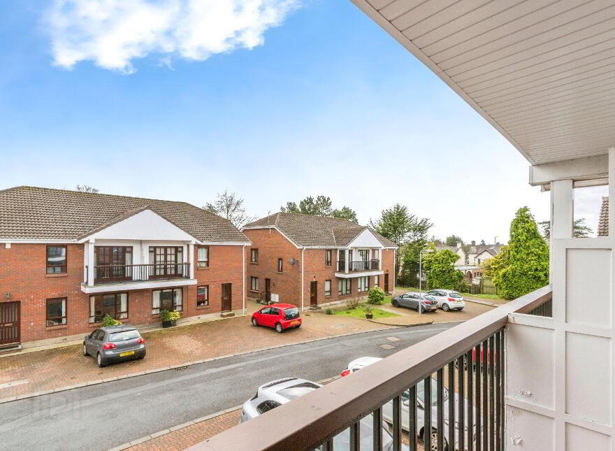 7 Benavon Court, Lisburn, BT28 3AS