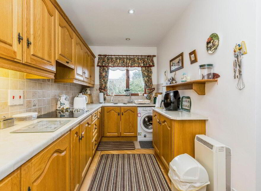 7 Benavon Court, Lisburn, BT28 3AS