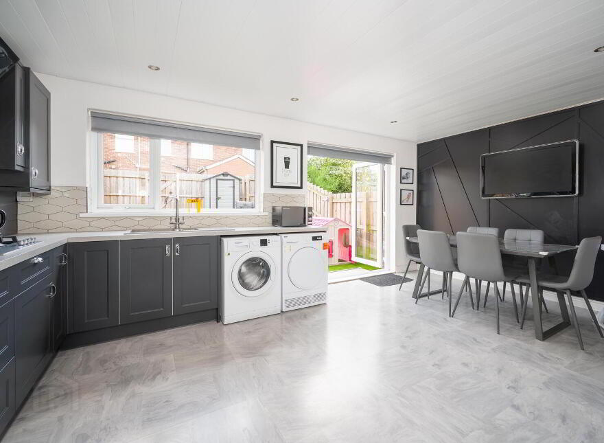 1a Ashmount Park, Belfast, BT4 2FJ