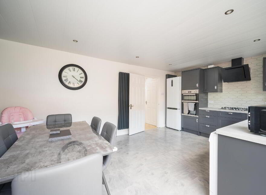 1a Ashmount Park, Belfast, BT4 2FJ
