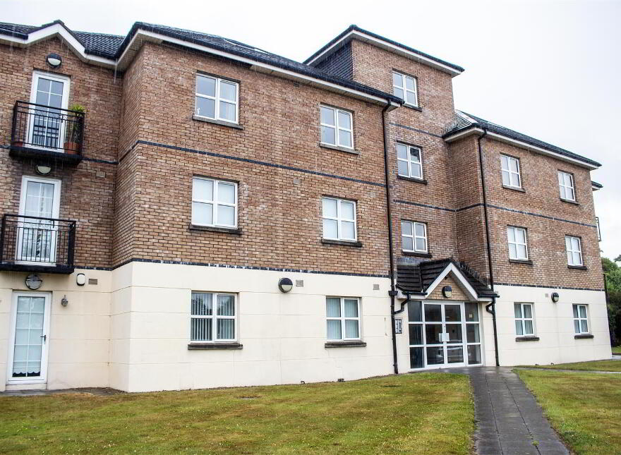 24 Lawnfield Grove, Newcastle, BT33 0US photo