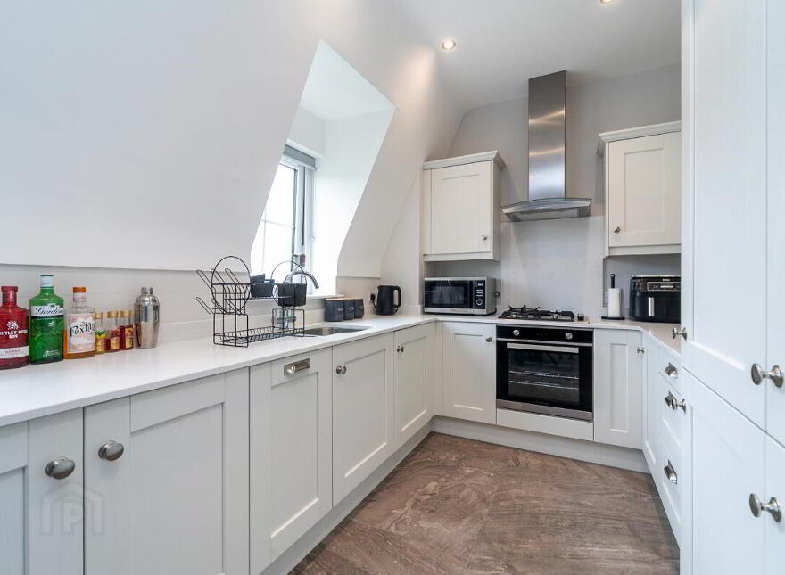 Apartment 11 8 Castlehill Wood, Belfast, BT4 3PJ