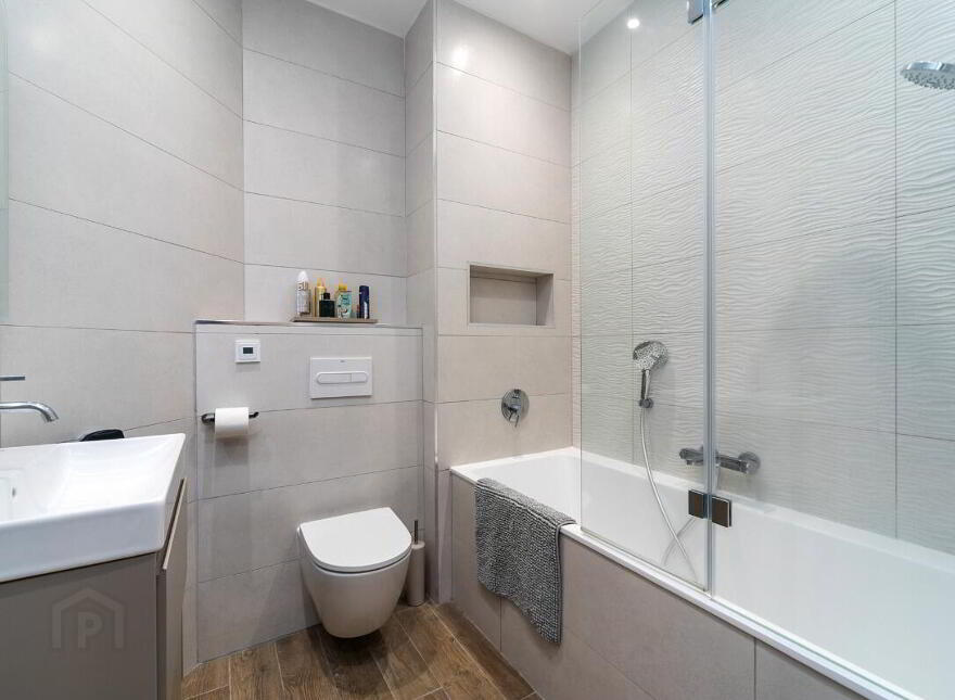 Apartment 11 8 Castlehill Wood, Belfast, BT4 3PJ