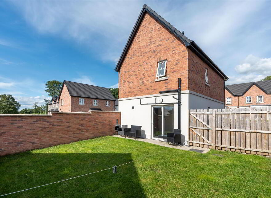 28 Ballyveigh Crescent, Antrim, BT41 2FL