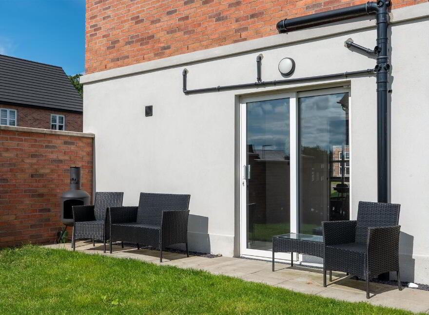 28 Ballyveigh Crescent, Antrim, BT41 2FL