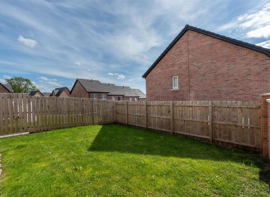 28 Ballyveigh Crescent, Antrim, BT41 2FL