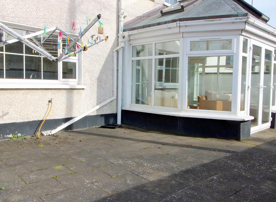Main Street, Blackrock, A91W7T8