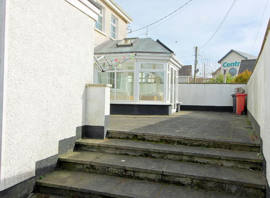 Main Street, Blackrock, A91W7T8