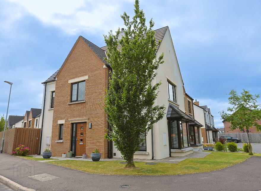 7 Carrick Meadows, Lurgan, BT66 7JP