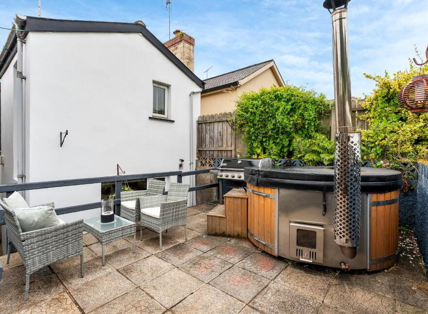 6 Belfast Road, Comber, Newtownards, BT23 5EW