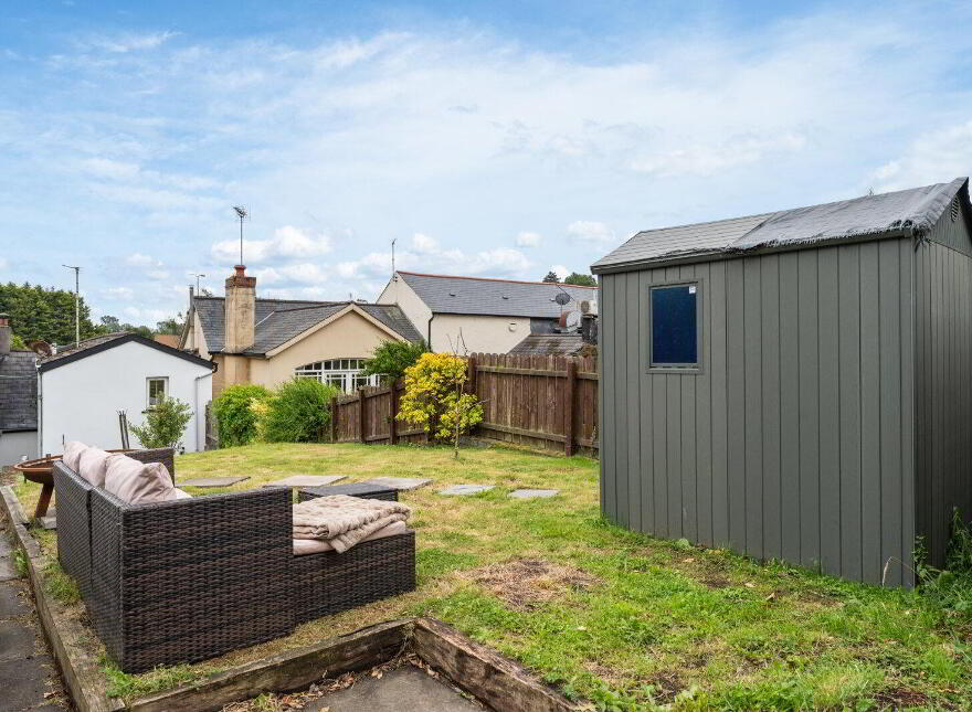 6 Belfast Road, Comber, Newtownards, BT23 5EW