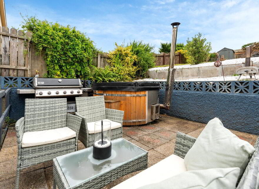 6 Belfast Road, Comber, Newtownards, BT23 5EW
