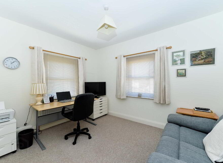 54 Millreagh Avenue, Dundonald, Belfast, BT16 1TZ
