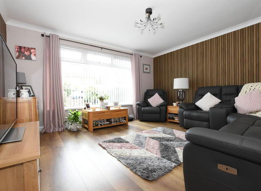 48 Dermott Crescent, Comber, BT23 5LJ