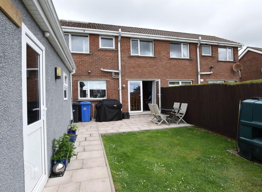 48 Dermott Crescent, Comber, BT23 5LJ