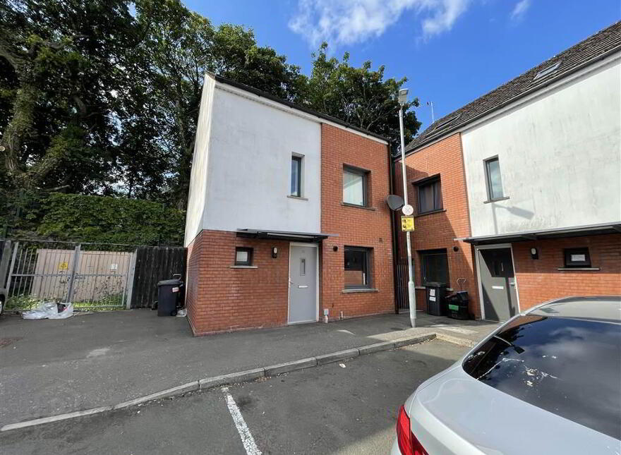 20 Ross Mill Avenue, Belfast, BT13 2QH photo