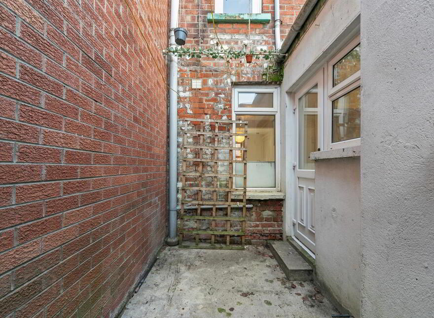 5 Charleville Avenue, Belfast, BT9 7HG