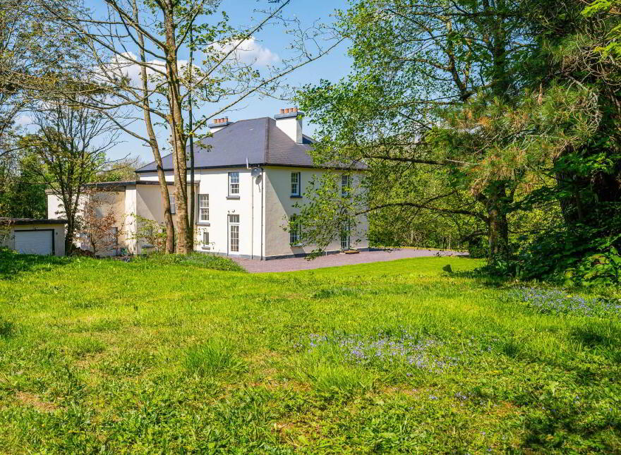 Lawn House, West End, Drimoleague, P47K594
