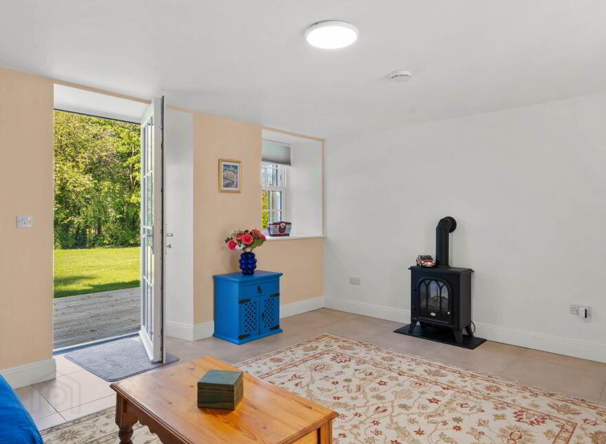 Lawn House, West End, Drimoleague, P47K594