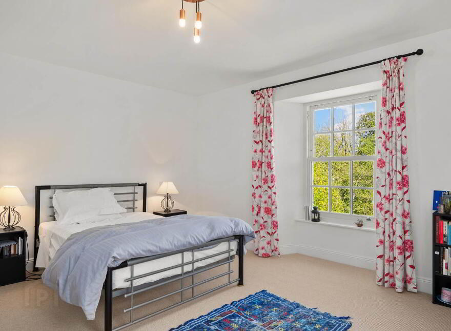 Lawn House, West End, Drimoleague, P47K594