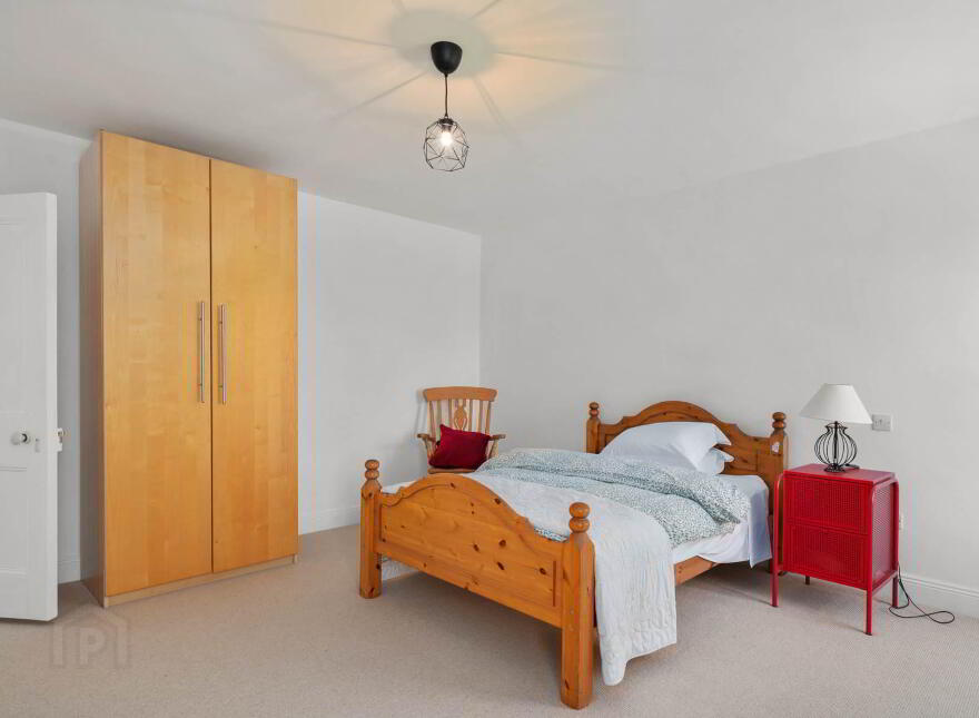 Lawn House, West End, Drimoleague, P47K594