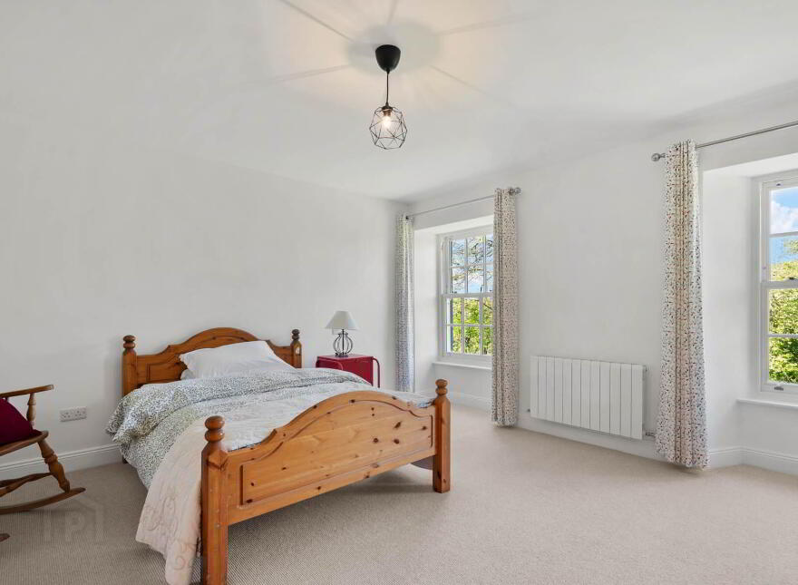 Lawn House, West End, Drimoleague, P47K594