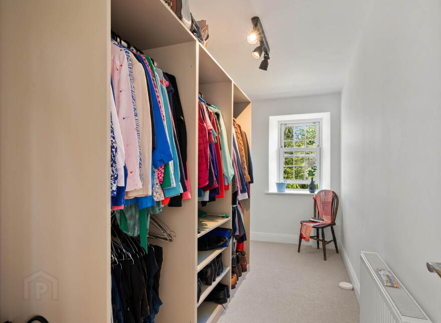 Lawn House, West End, Drimoleague, P47K594