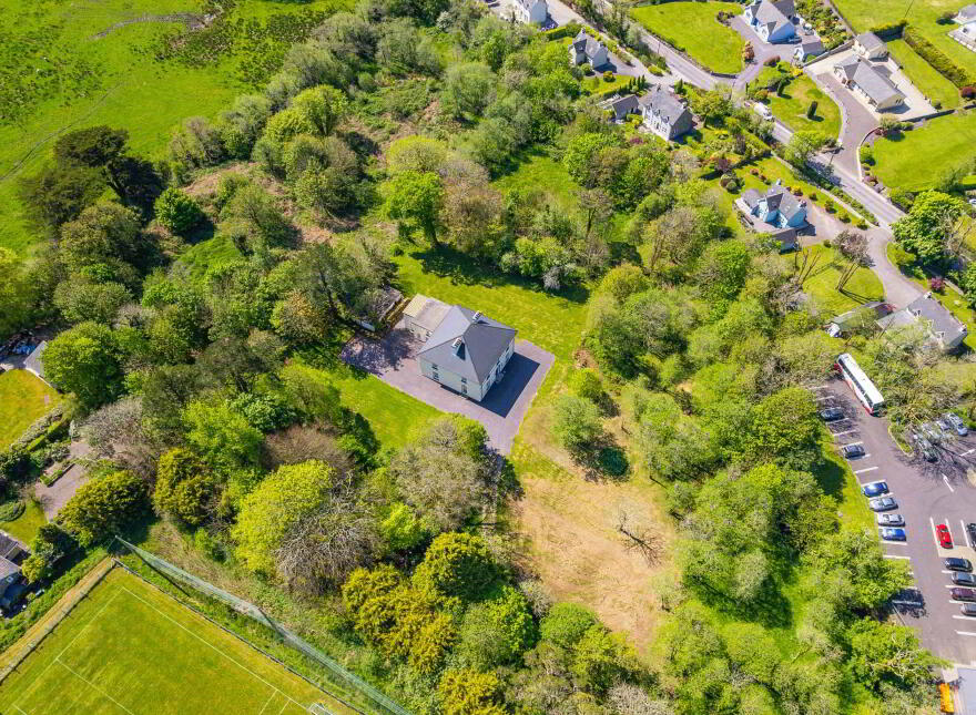 Lawn House, West End, Drimoleague, P47K594