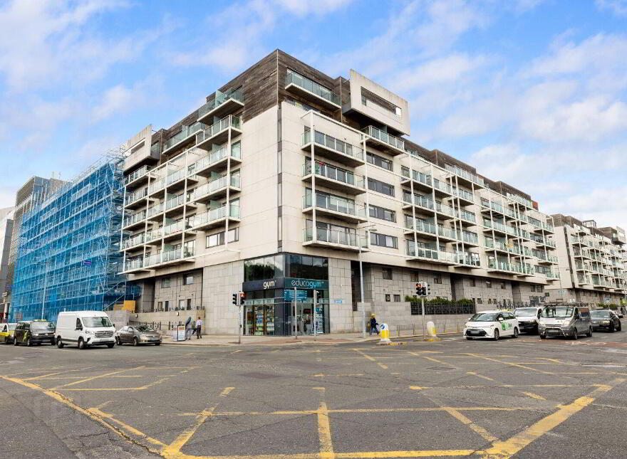 12 Gallery Quay ( Block 14), Grand Canal Dock, Dublin, D02RK65 photo