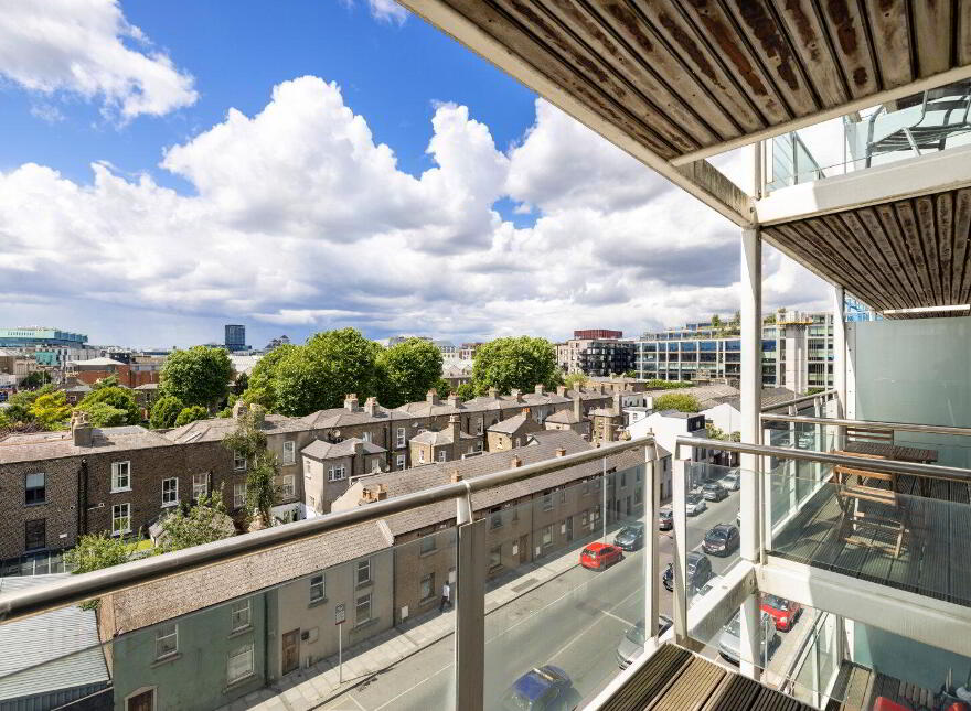 12 Gallery Quay ( Block 14), Grand Canal Dock, Dublin, D02RK65