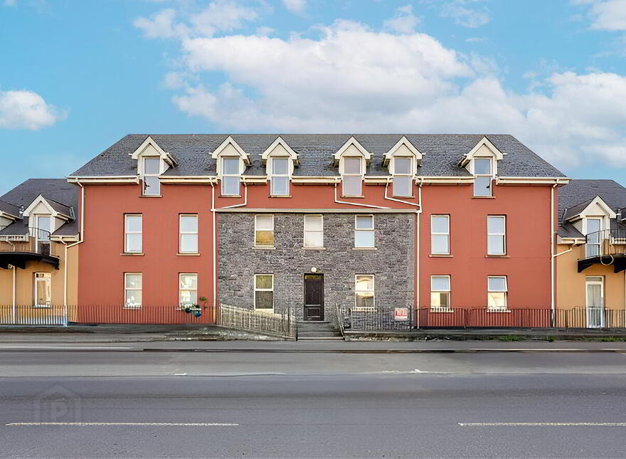 Apartment 11 Brownsbarn Gardens, Old Naas Road, Clondalkin, Dublin, D22RD32 photo