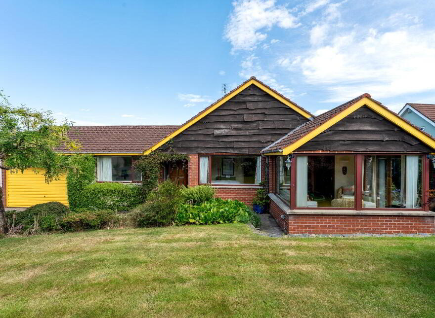 25 Coniston Road, Bangor, BT20 4QQ photo