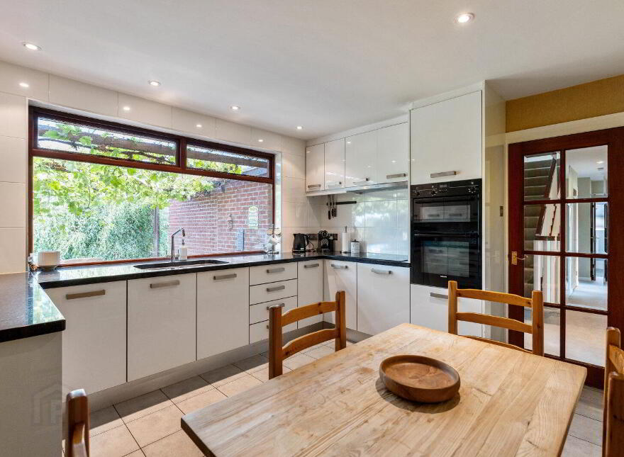 25 Coniston Road, Bangor, BT20 4QQ