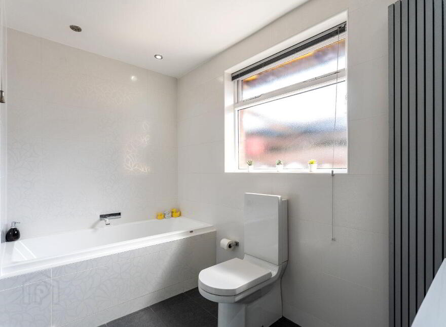 25 Coniston Road, Bangor, BT20 4QQ