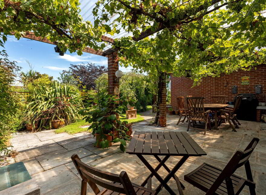 25 Coniston Road, Bangor, BT20 4QQ