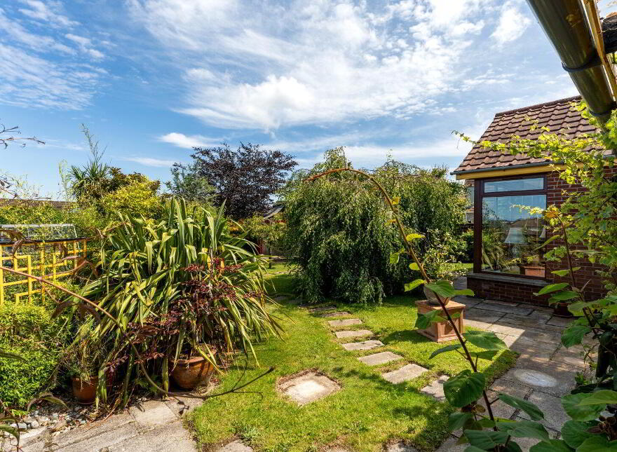 25 Coniston Road, Bangor, BT20 4QQ